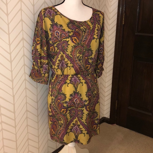 Woman’s paisley Dress with cutout detail - Picture 2 of 6